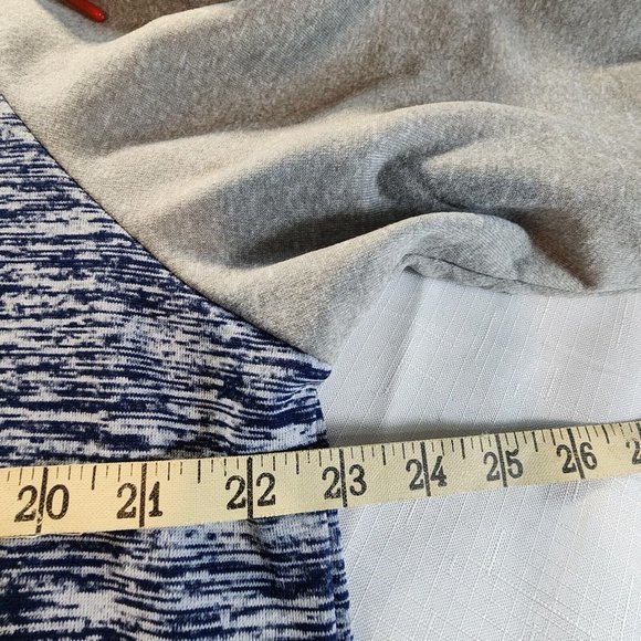 Marvel Mad Engine Captain‎ America 3-D Print Logo Gray Blue Hoodie Mens Size M - Picture 9 of 12